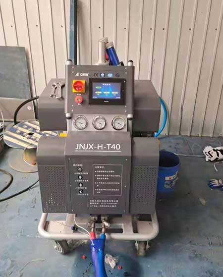 建筑楼顶防渗水为什么用聚脲材料?附喷涂机施工(图1) JNJX-H-T40聚脲喷涂机
