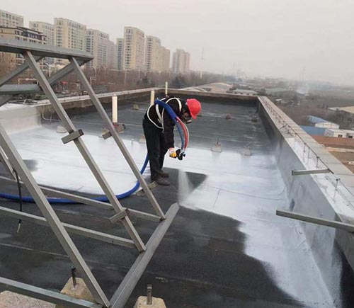 聚脲喷涂机屋顶防水施工