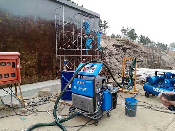 海上钢制浮筒防腐蚀防锈聚脲喷涂机(图2) H5600T防腐蚀防锈聚脲喷涂机