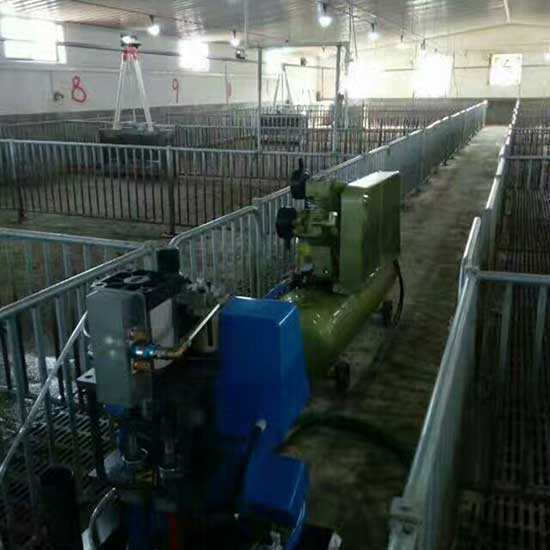 牧原养猪场保温pvc板连接处聚氨酯喷涂案例